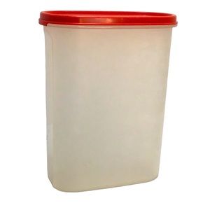 🍄 Tall Tupperwear Food Storage Container with Lid